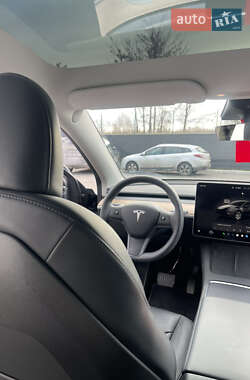 Позашляховик / Кросовер Tesla Model Y 2022 в 