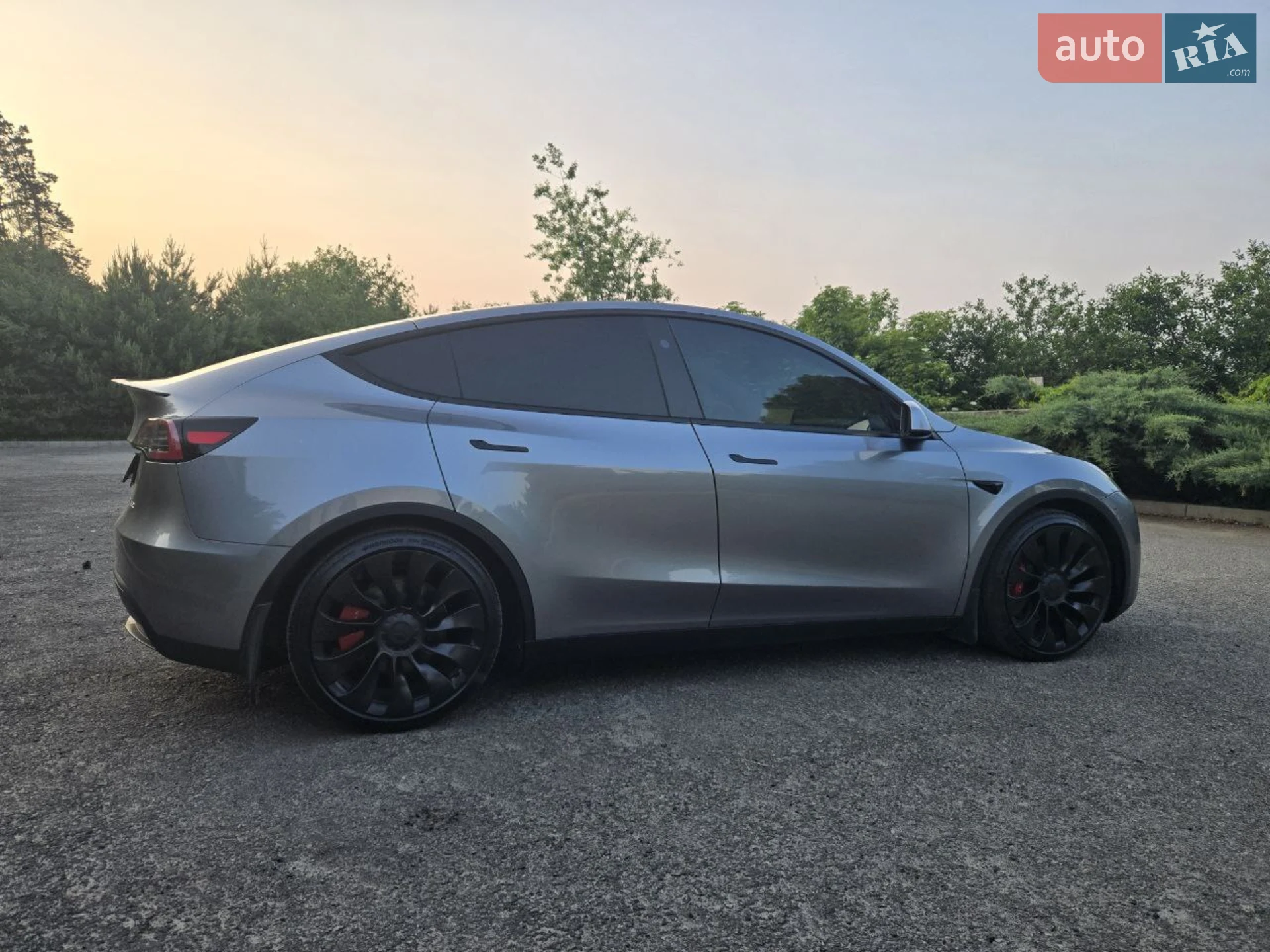 2024 Tesla Model Y - мініатюра 24