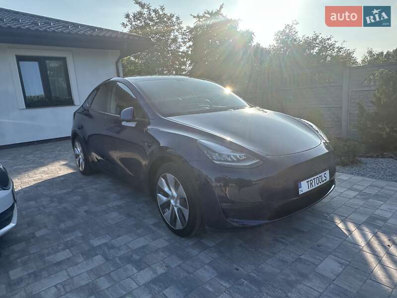 Внедорожник / Кроссовер Tesla Model Y 2020 в 