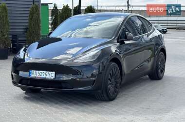 Внедорожник / Кроссовер Tesla Model Y 2024 в 