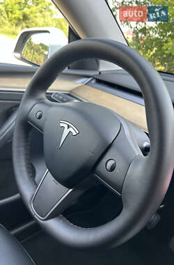 Внедорожник / Кроссовер Tesla Model Y 2022 в 