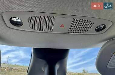 Внедорожник / Кроссовер Tesla Model Y 2021 в 