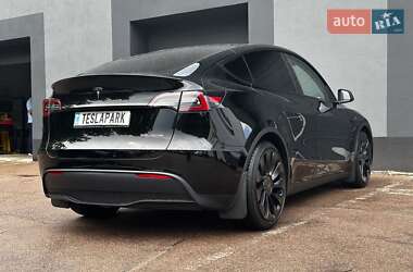 Внедорожник / Кроссовер Tesla Model Y 2023 в 