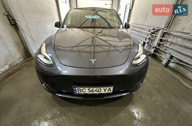 Внедорожник / Кроссовер Tesla Model Y 2021 в Львове