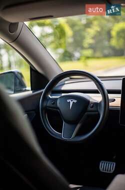 Внедорожник / Кроссовер Tesla Model Y 2022 в 