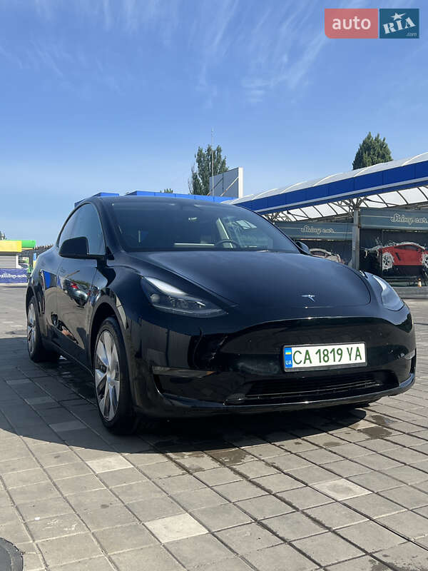 Внедорожник / Кроссовер Tesla Model Y 2023 в Черкассах