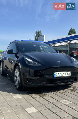 Внедорожник / Кроссовер Tesla Model Y 2023 в 