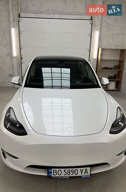 Внедорожник / Кроссовер Tesla Model Y 2024 в 