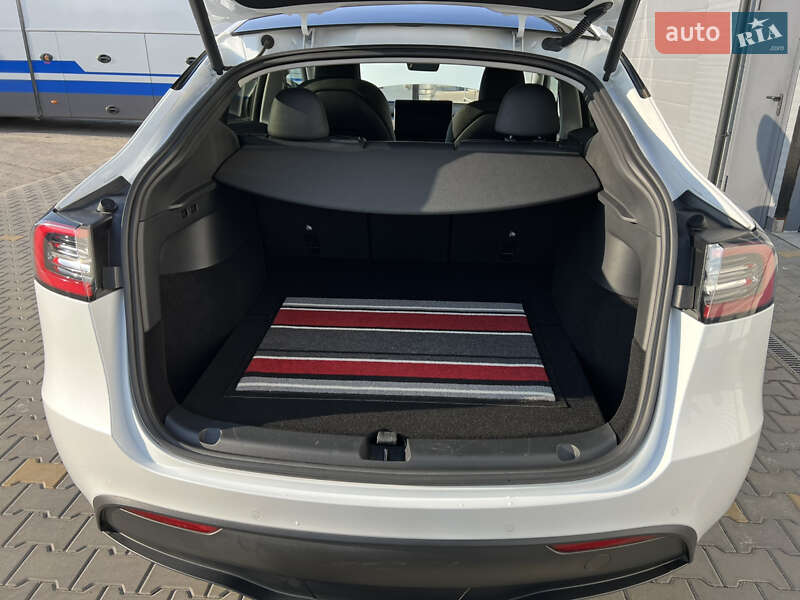 Внедорожник / Кроссовер Tesla Model Y 2022 в Одессе