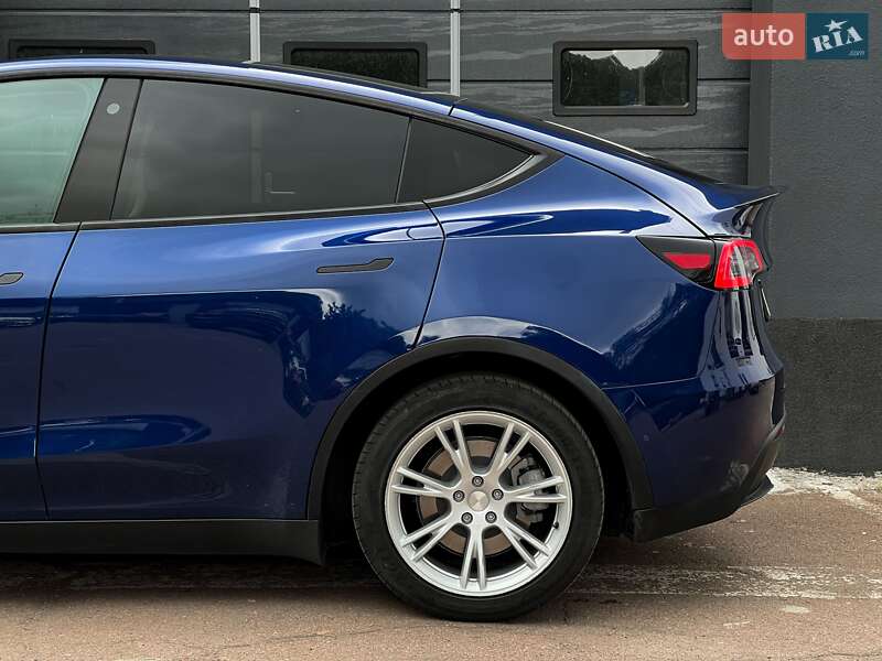 Позашляховик / Кросовер Tesla Model Y 2021 в Києві