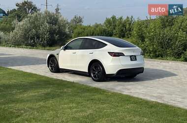 Внедорожник / Кроссовер Tesla Model Y 2024 в Сарнах
