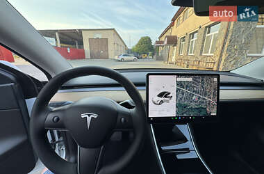 Внедорожник / Кроссовер Tesla Model Y 2020 в 