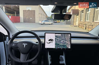 Внедорожник / Кроссовер Tesla Model Y 2020 в 