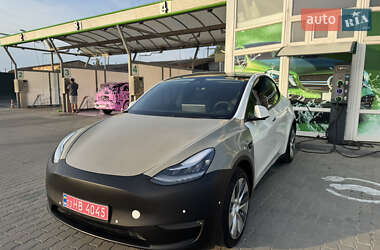 Внедорожник / Кроссовер Tesla Model Y 2020 в 