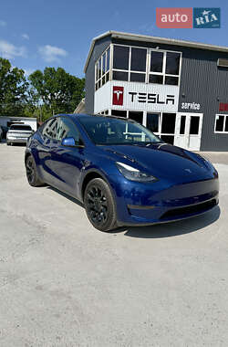 Внедорожник / Кроссовер Tesla Model Y 2024 в 