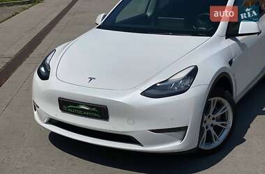 Внедорожник / Кроссовер Tesla Model Y 2021 в 