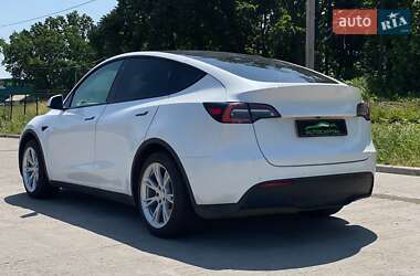 Внедорожник / Кроссовер Tesla Model Y 2021 в 