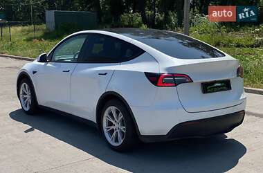 Внедорожник / Кроссовер Tesla Model Y 2021 в 
