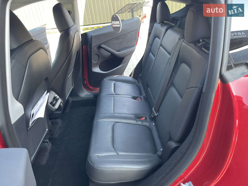 Внедорожник / Кроссовер Tesla Model Y 2022 в Луцке фото 18 Внедорожник / Кроссовер Tesla Model Y 2022 в Луцке