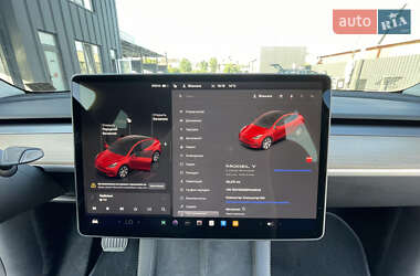 Внедорожник / Кроссовер Tesla Model Y 2022 в 