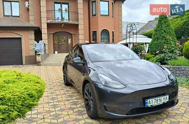 Внедорожник / Кроссовер Tesla Model Y 2024 в 