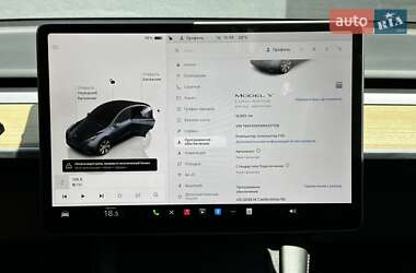Внедорожник / Кроссовер Tesla Model Y 2024 в 