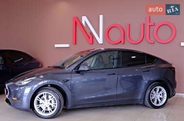 Внедорожник / Кроссовер Tesla Model Y 2021 в 