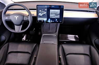 Внедорожник / Кроссовер Tesla Model Y 2021 в 