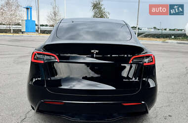 Позашляховик / Кросовер Tesla Model Y 2023 в 