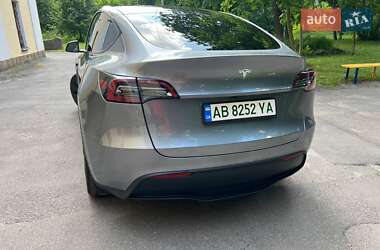 Внедорожник / Кроссовер Tesla Model Y 2024 в 