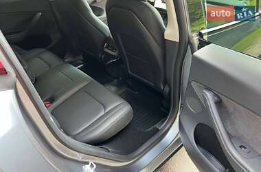 Внедорожник / Кроссовер Tesla Model Y 2024 в 
