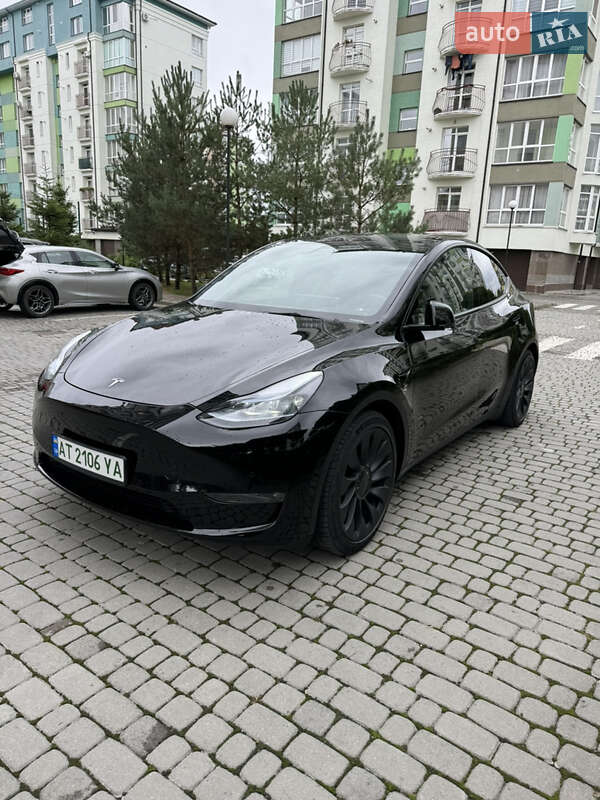 Внедорожник / Кроссовер Tesla Model Y 2022 в Ивано-Франковске