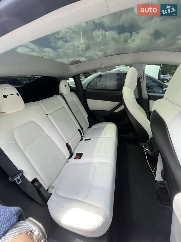 Внедорожник / Кроссовер Tesla Model Y 2020 в Днепре
