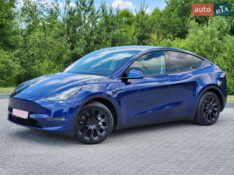 Внедорожник / Кроссовер Tesla Model Y 2022 в 