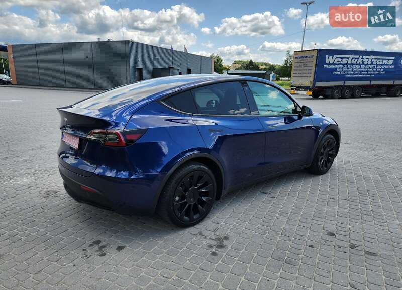Внедорожник / Кроссовер Tesla Model Y 2022 в Львове