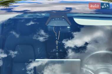 Внедорожник / Кроссовер Tesla Model Y 2022 в 