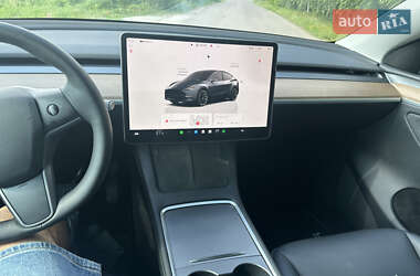 Позашляховик / Кросовер Tesla Model Y 2023 в 