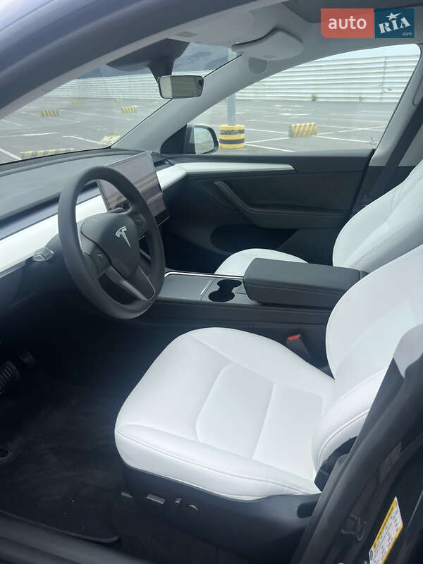 Внедорожник / Кроссовер Tesla Model Y 2023 в Львове фото 29 Внедорожник / Кроссовер Tesla Model Y 2023 в Львове