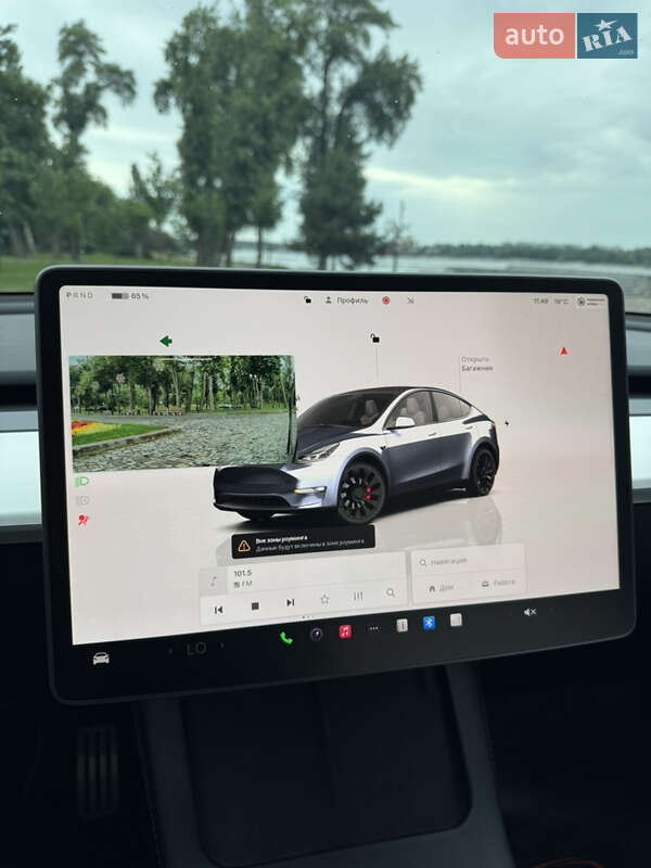 Внедорожник / Кроссовер Tesla Model Y 2024 в Киеве