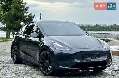 Внедорожник / Кроссовер Tesla Model Y 2024 в 