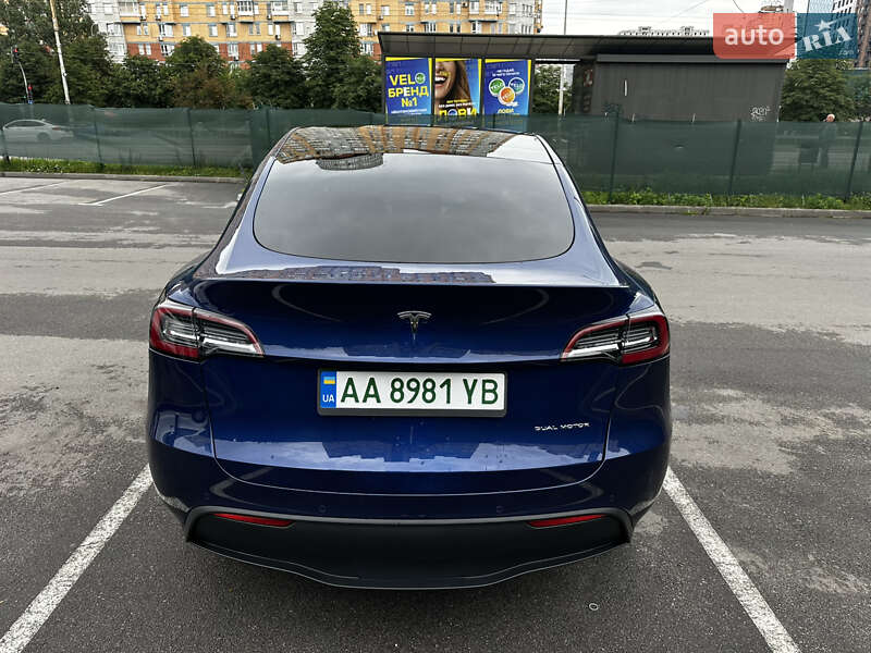 Внедорожник / Кроссовер Tesla Model Y 2020 в Киеве