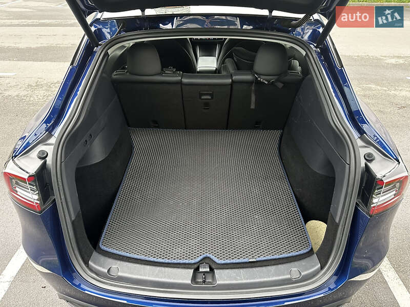 Внедорожник / Кроссовер Tesla Model Y 2020 в Киеве