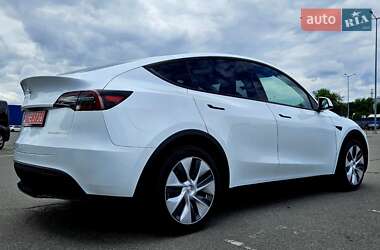 Внедорожник / Кроссовер Tesla Model Y 2024 в 