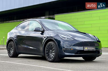 Внедорожник / Кроссовер Tesla Model Y 2024 в 