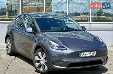 Внедорожник / Кроссовер Tesla Model Y 2023 в Киеве