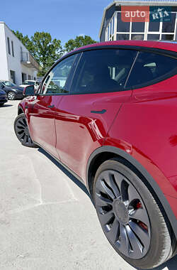 Внедорожник / Кроссовер Tesla Model Y 2024 в 