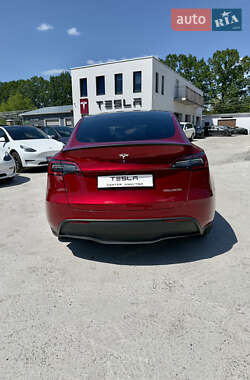 Внедорожник / Кроссовер Tesla Model Y 2024 в 