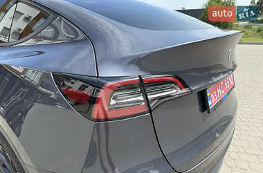 Внедорожник / Кроссовер Tesla Model Y 2022 в 