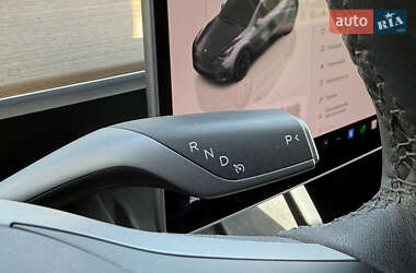 Внедорожник / Кроссовер Tesla Model Y 2022 в 