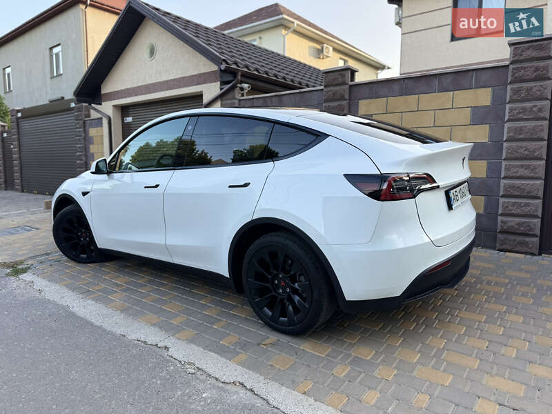 Tesla Model Y 2022